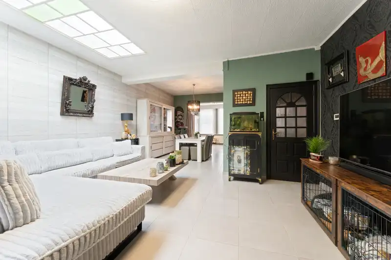 Beveren Roeselare : Nabij de kerk in Beveren ruime burgerwoning in lichte art-decostijl met 4 slaapkamers en zonnige tuin opp. 270 m² foto 5