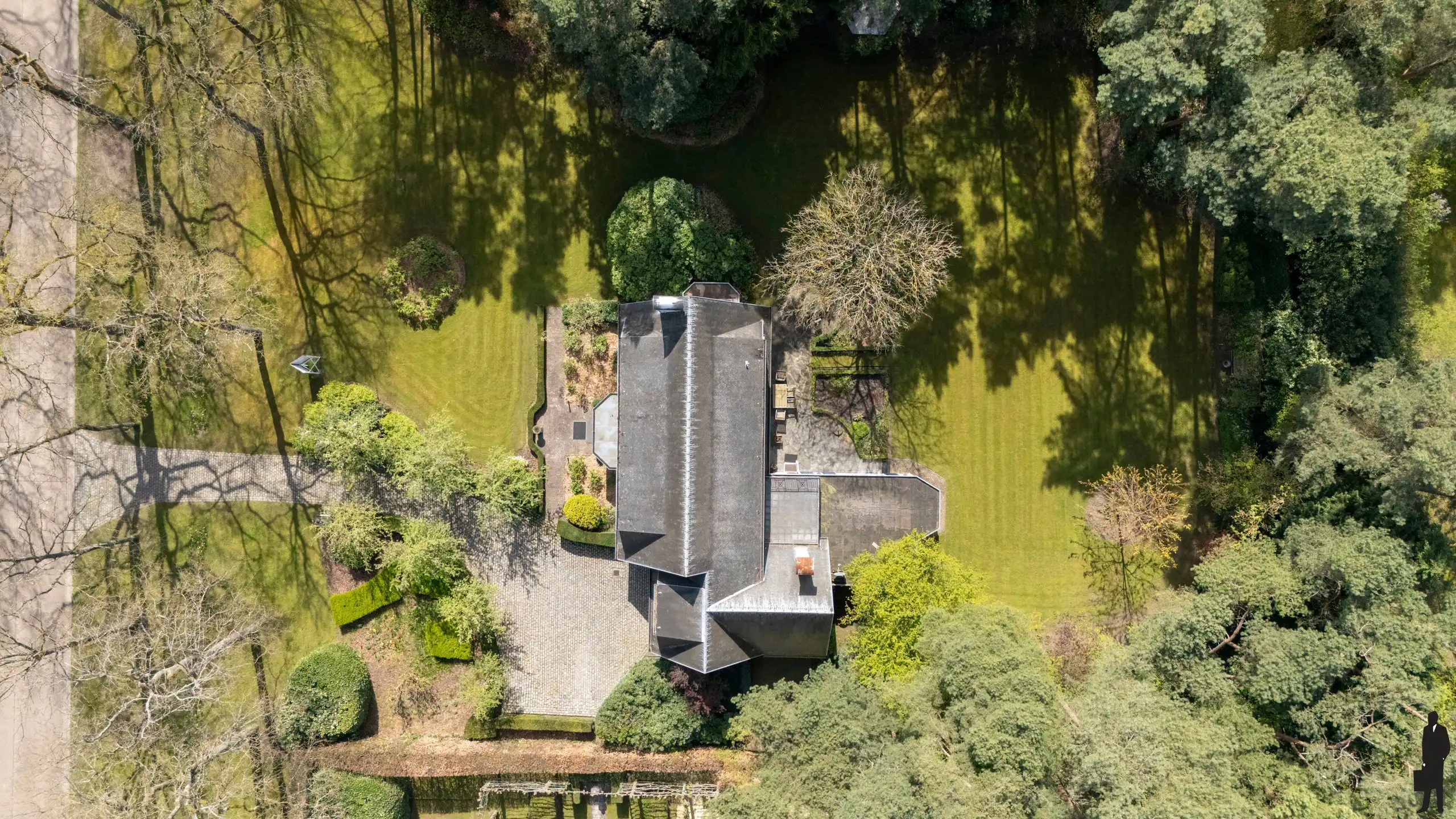 Te renoveren villa op toplocatie in Schilde (3.246 m²) foto 30