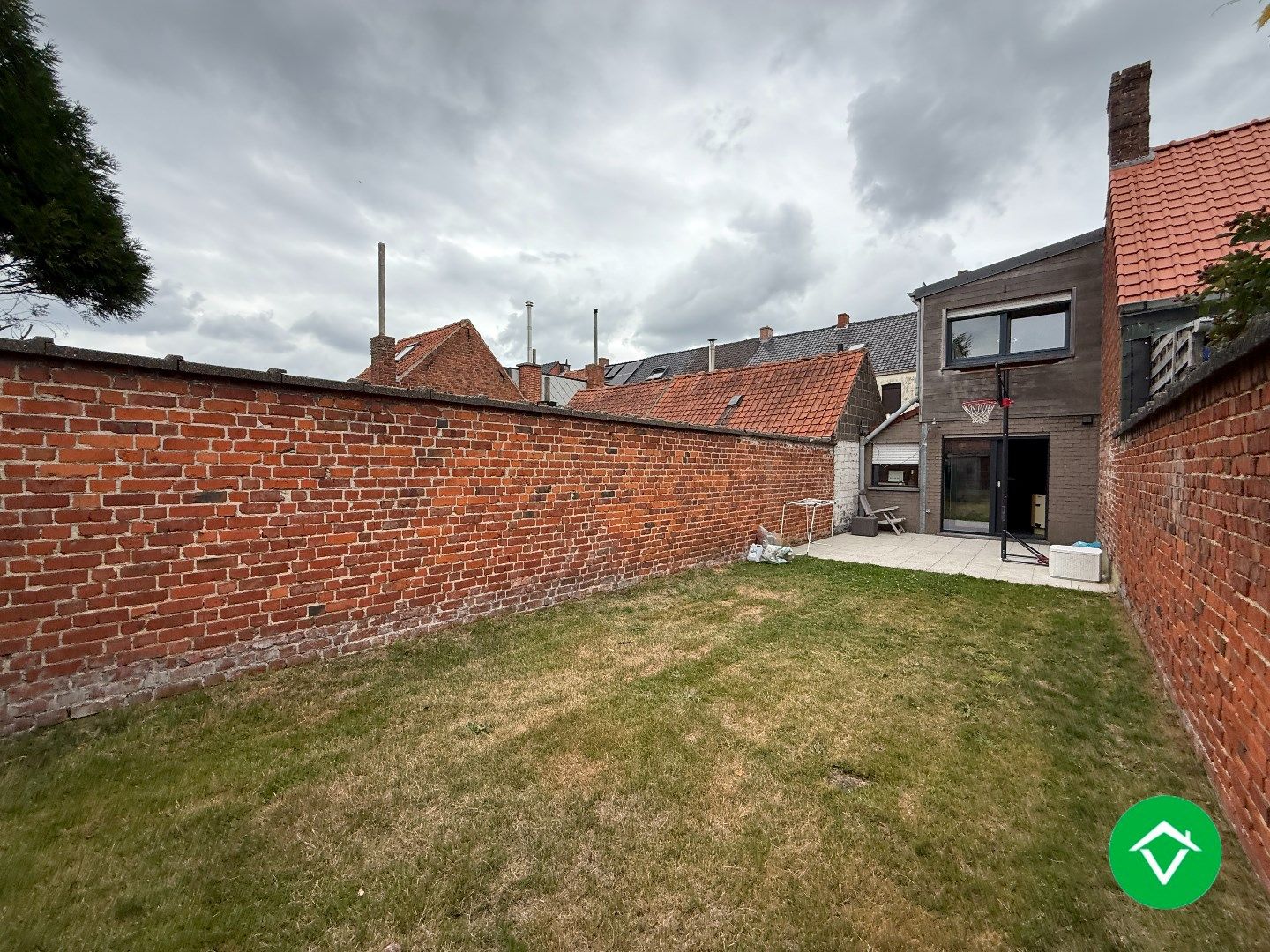 Rijwoning met 3 slaapkamers en tuin te Izegem foto 11