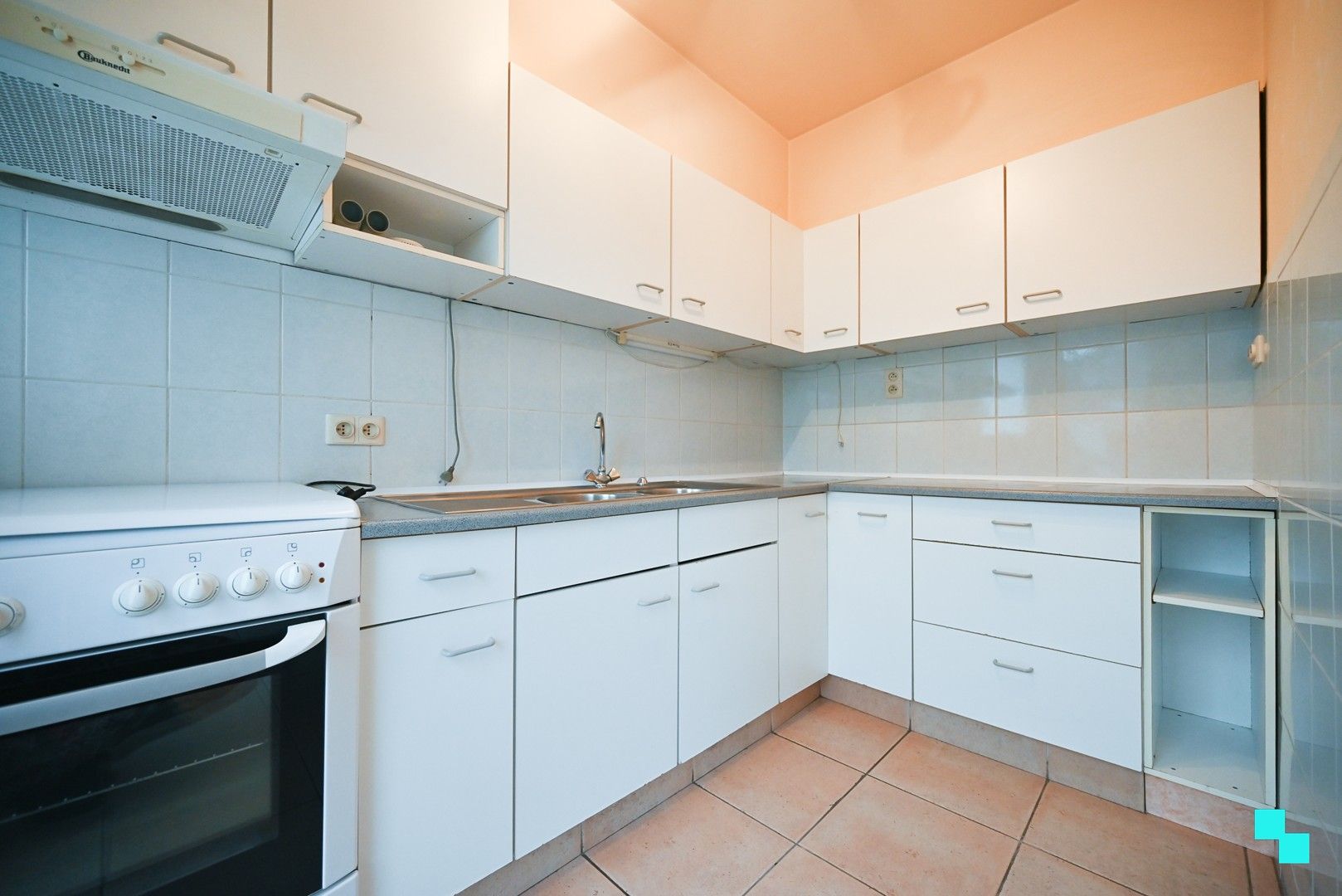 Rustig gelegen ééngezinswoning nabij centrum Izegem met garagebox en uitweg foto 10