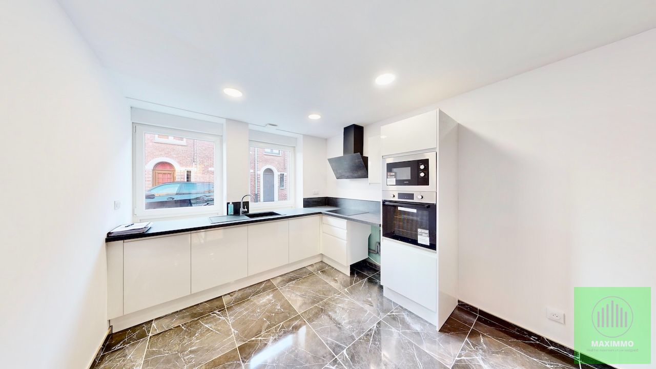 Volledig gerenoveerde woning in een rustige buurt te Dottenijs foto {{pictureIndex}}