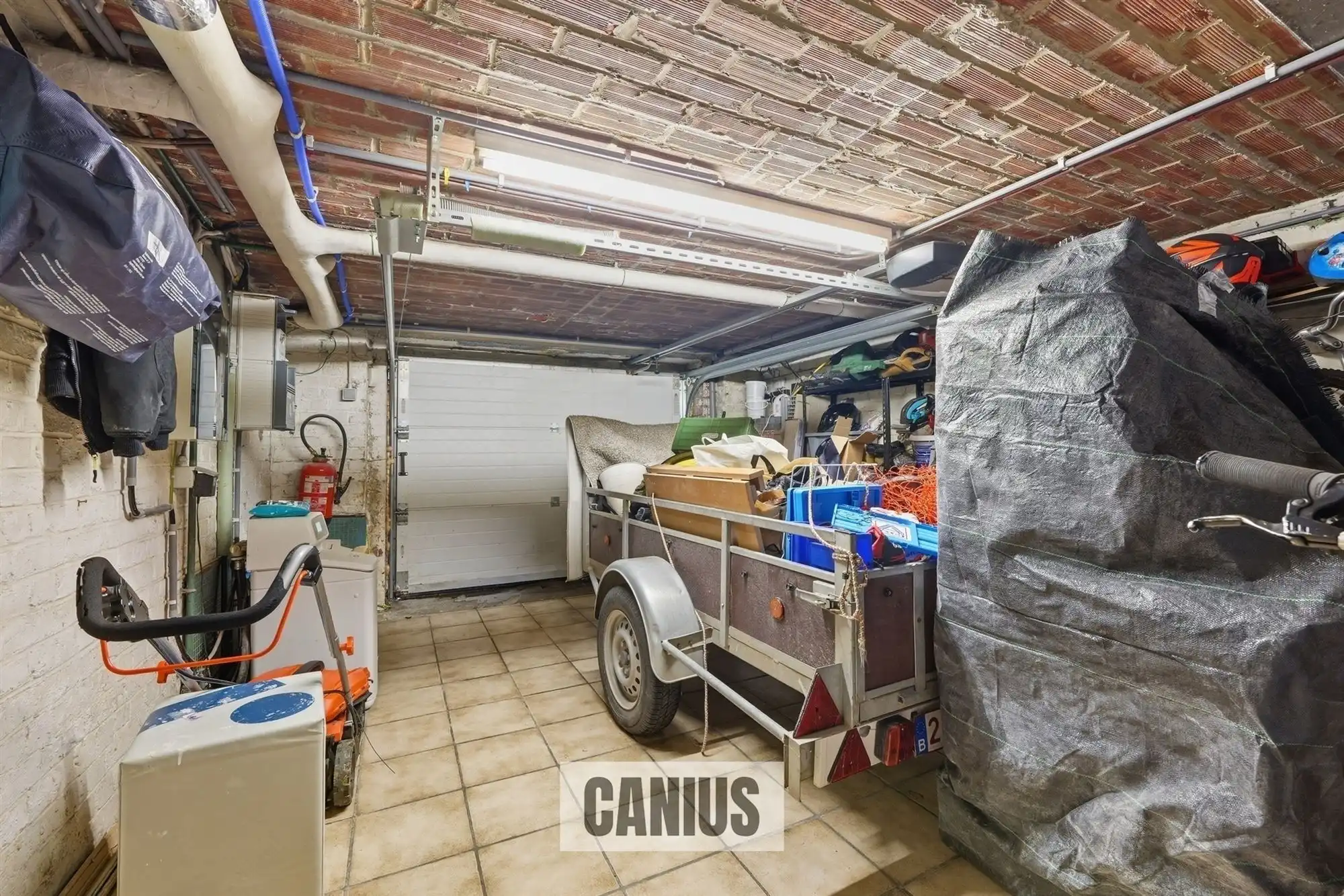 GERENOVEERDE OPEN BEBOUWING MET VIER SLAAPKAMERS foto 26