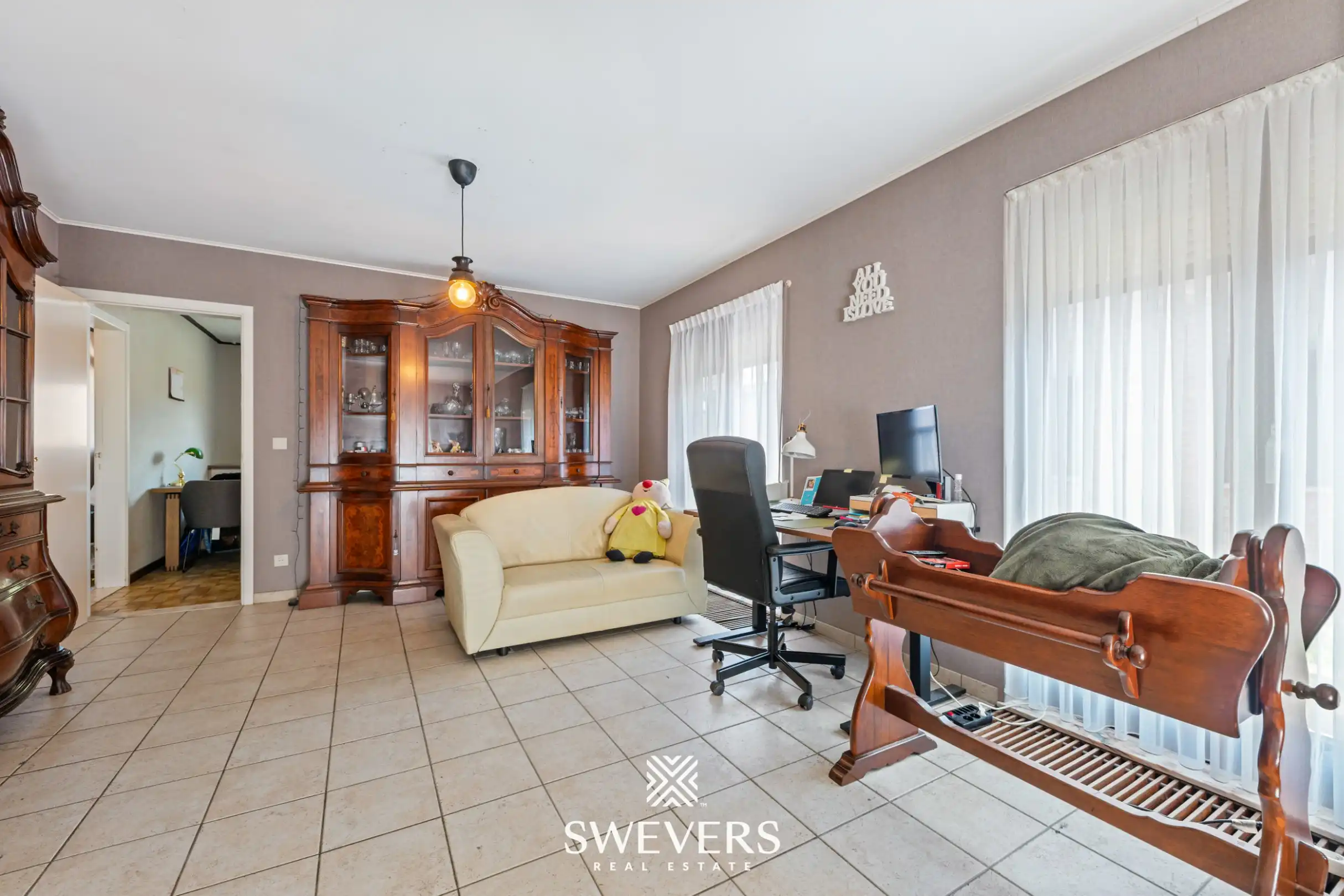 Gelijkvloerse woning met drie slaapkamers op 5a 85ca foto 8