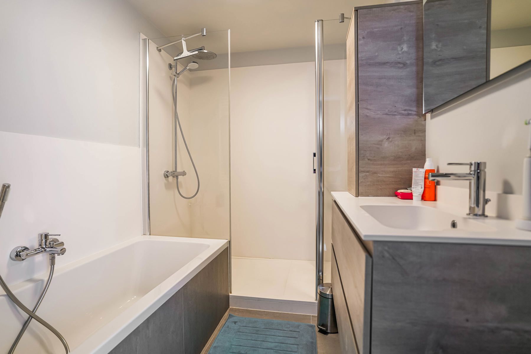 Gezellige en instapklare rijwoning te Kapelle-op-den-Bos foto 13