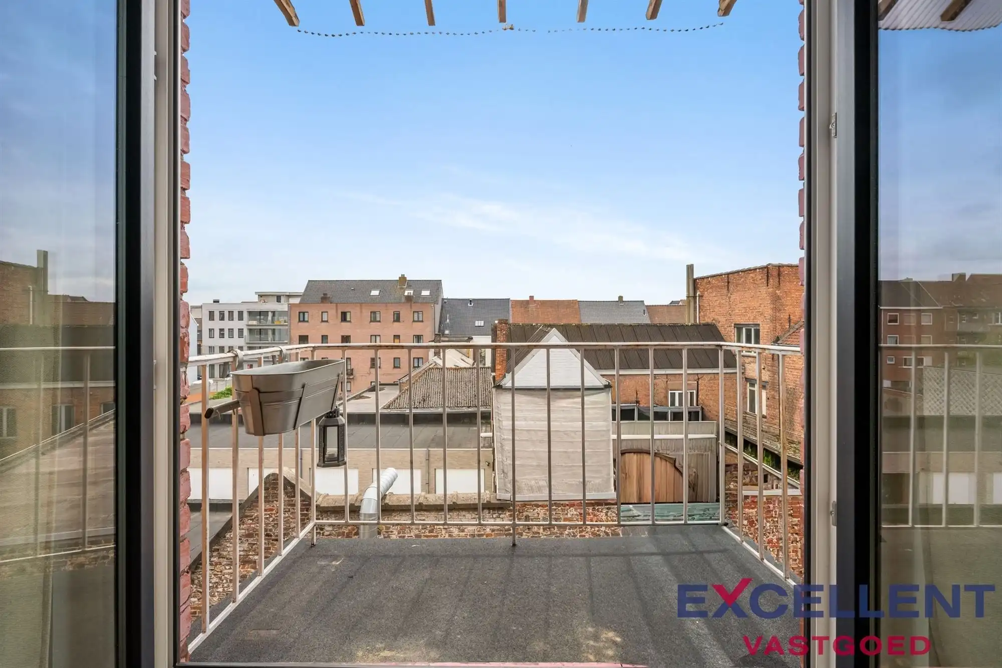 Centraal gelegen appartement te koop in Deinze foto 12