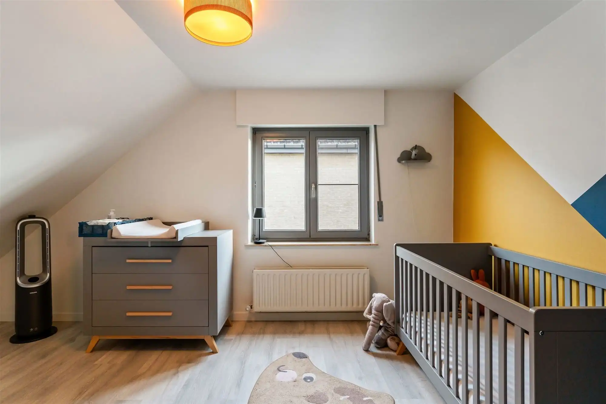 MOOI GERENOVEERDE WONING MET 4 SLAAPKAMERS OP RUSTIGE LIGGING VLAKBIJ KOERSEL CENTRUM foto 16