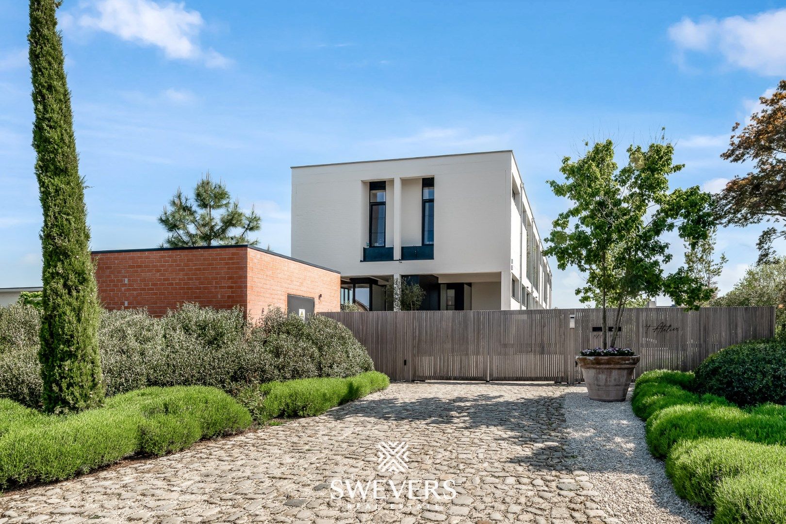 Exclusieve gelijkvloerse loft met zwembad in Mol (verkoop onder registratie) foto 45