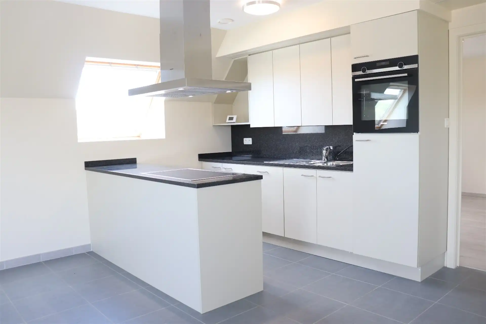 Gunstig gelegen modern dakappartement. foto 4