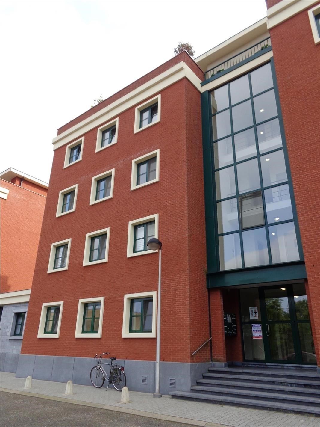 ()=>{if(producerUpdateValueVersion(node),producerAccessed(node),node.value===ERRORED)throw node.error;return node.value} Veldmansbrugstraat 10 -/8 - 3500 Hasselt