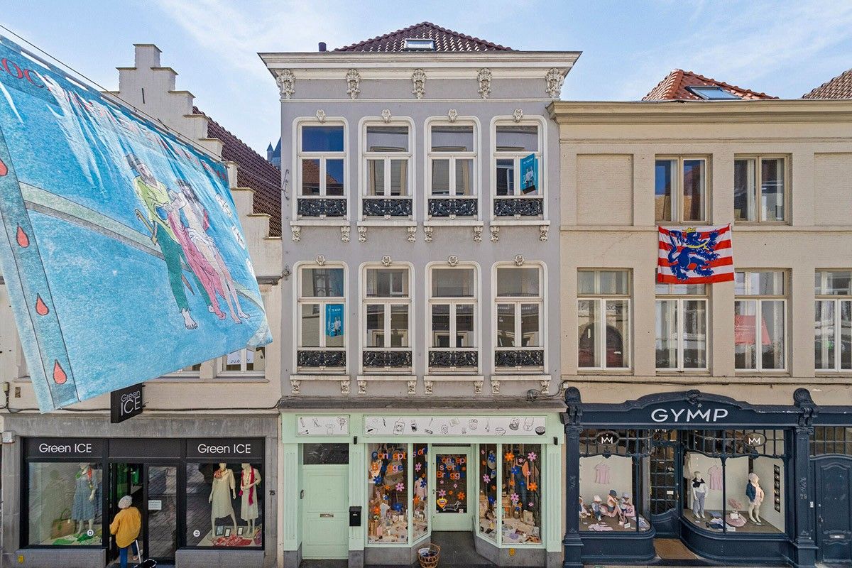 HERENHUIS met HANDEL en WONING te BRUGGE foto 3