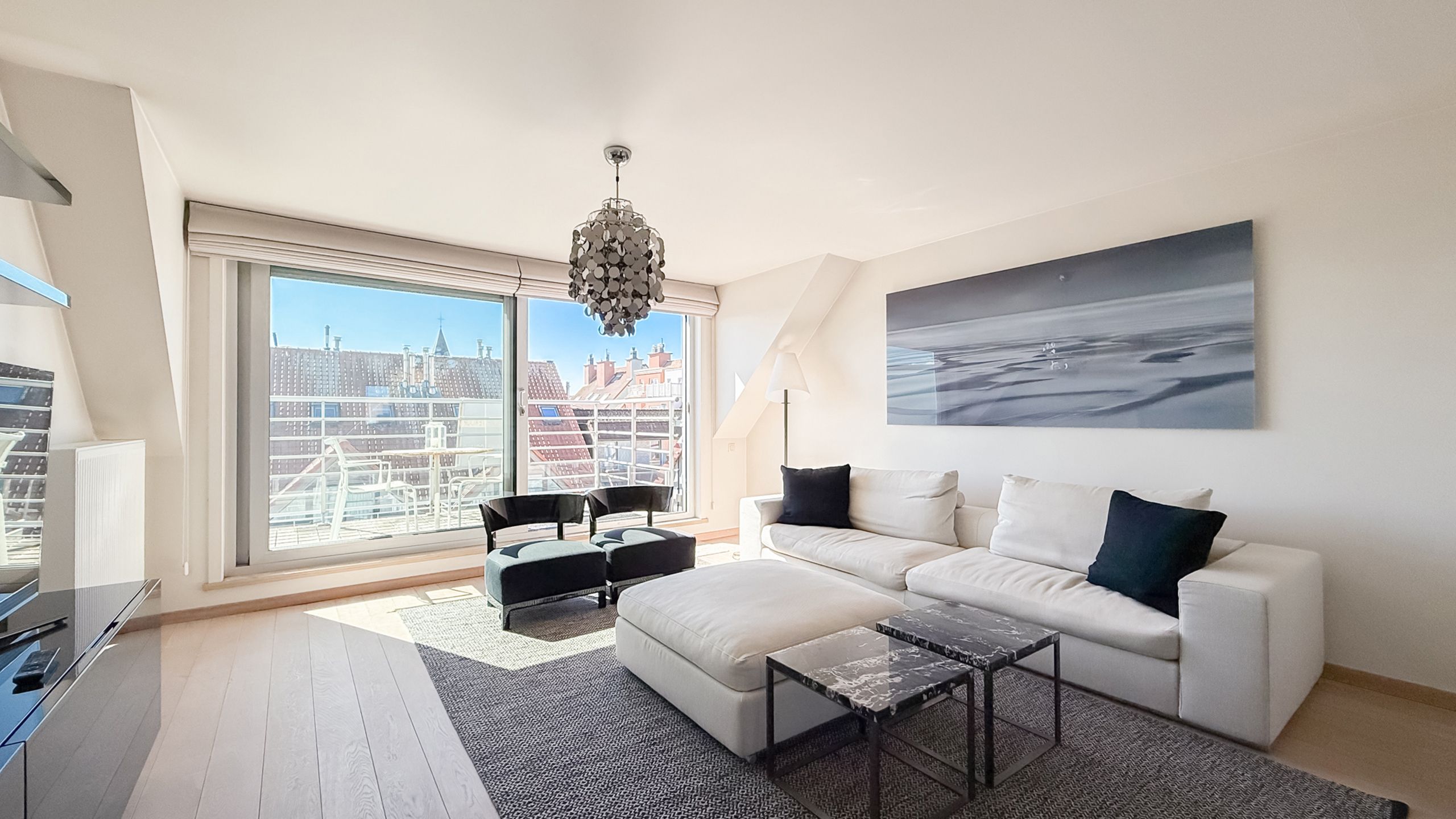 Elegant duplexappartement met zicht op het Ijzerpark... foto {{pictureIndex}}