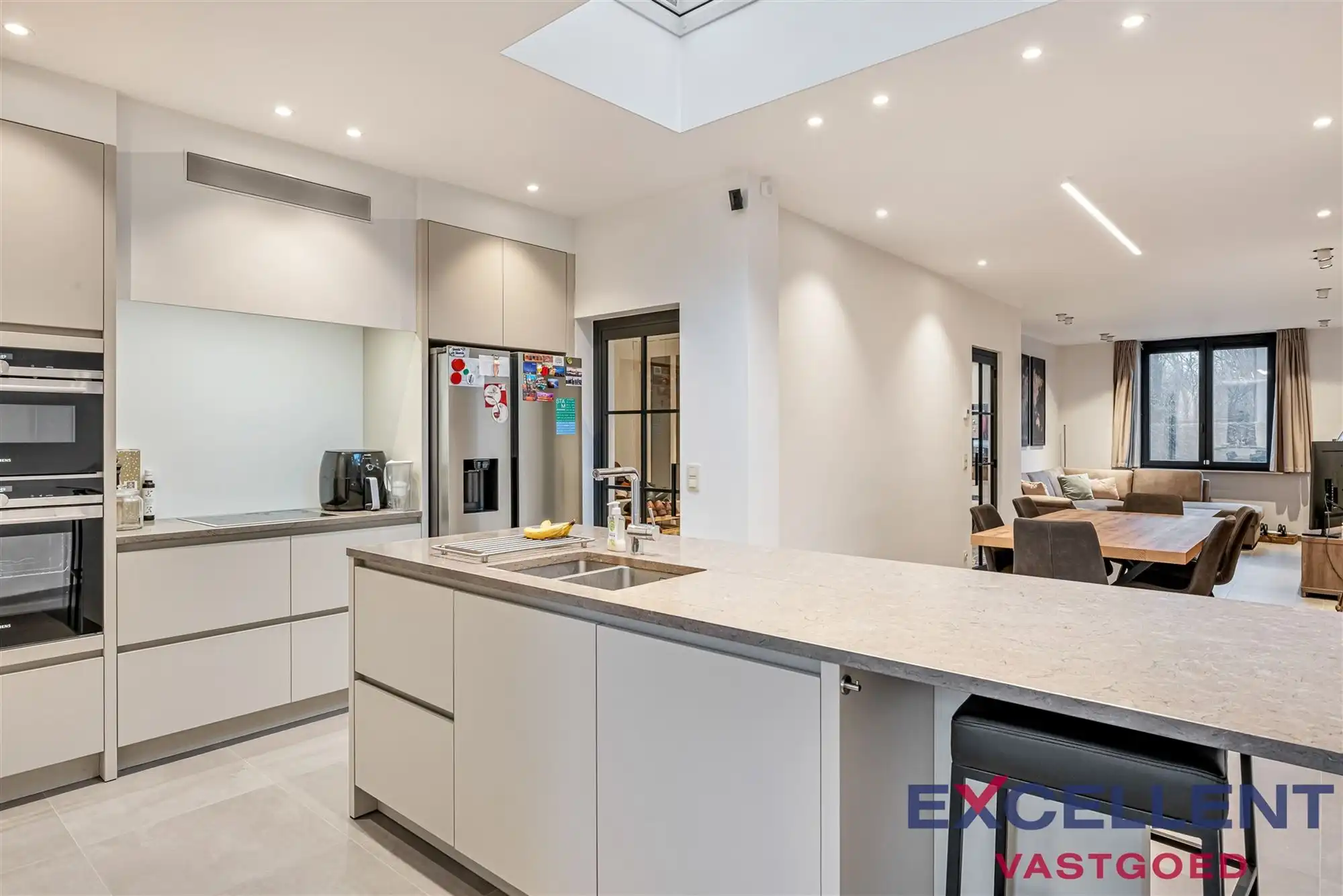 Instapklare hypermoderne woning met 2 slpk in het gegeerde Sint-Denijs-Westrem foto 5