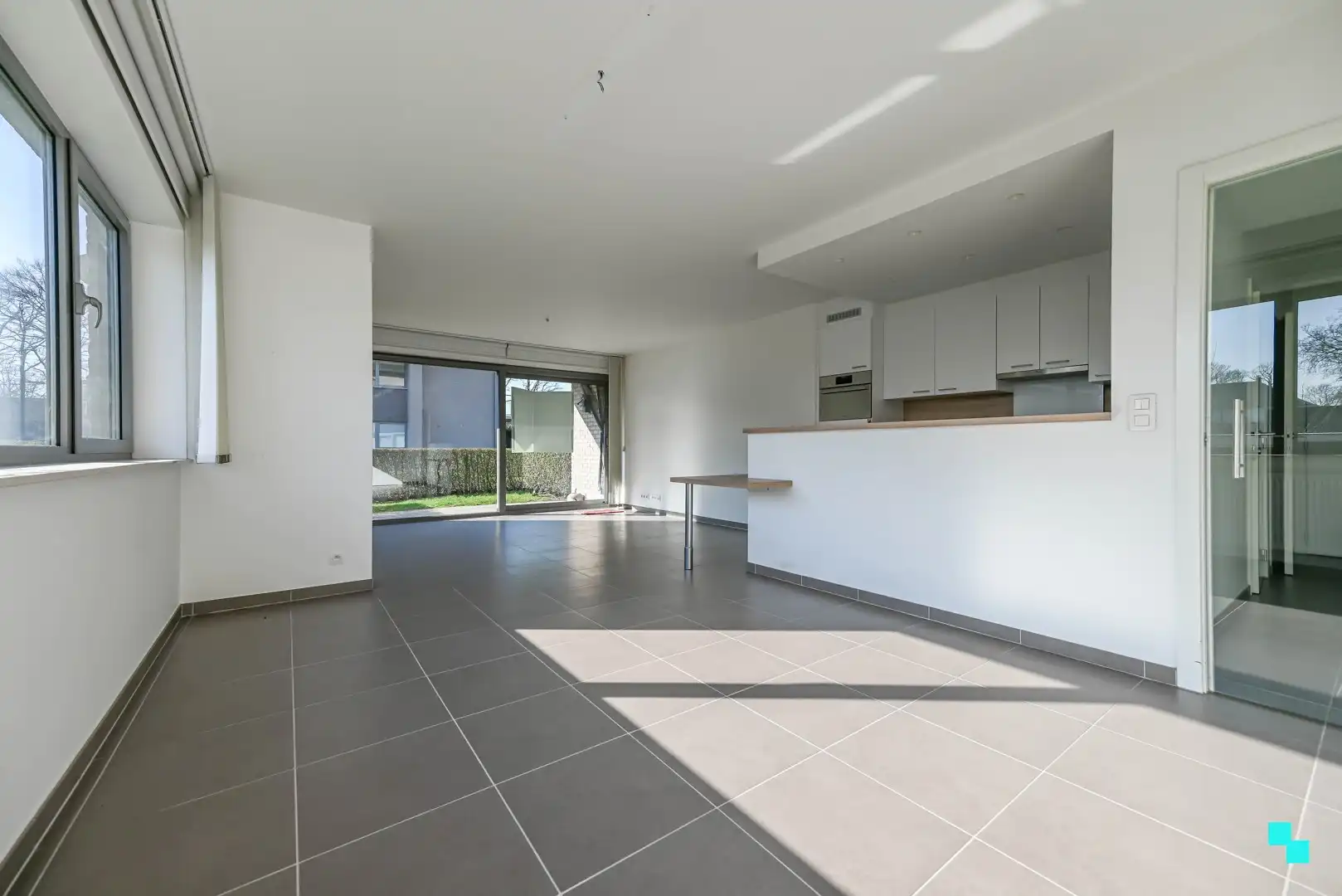 Gelijkvloers hoekappartement nabij kasteelpark Blauwhuis te Izegem foto 5