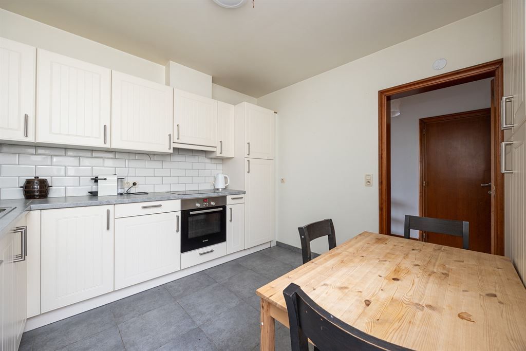 Lichtrijk appartement met ruime leefruimte foto 10