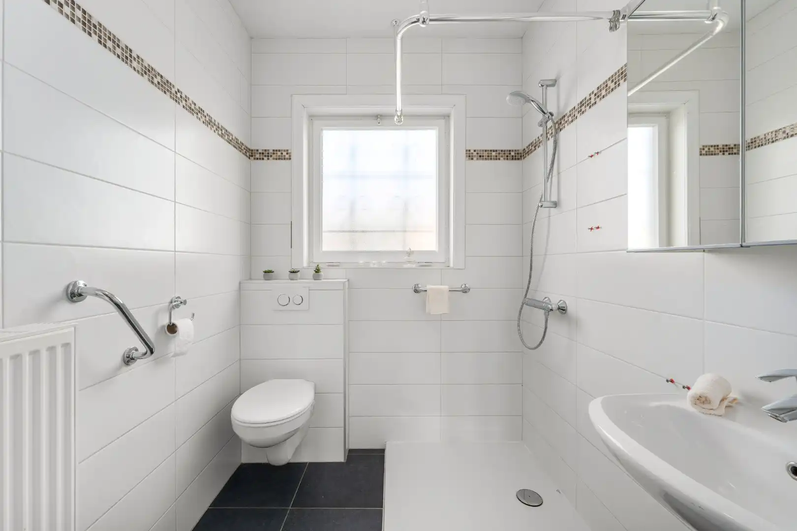 Gelijkvloerse woning met tuin in Sint-Joris foto 14