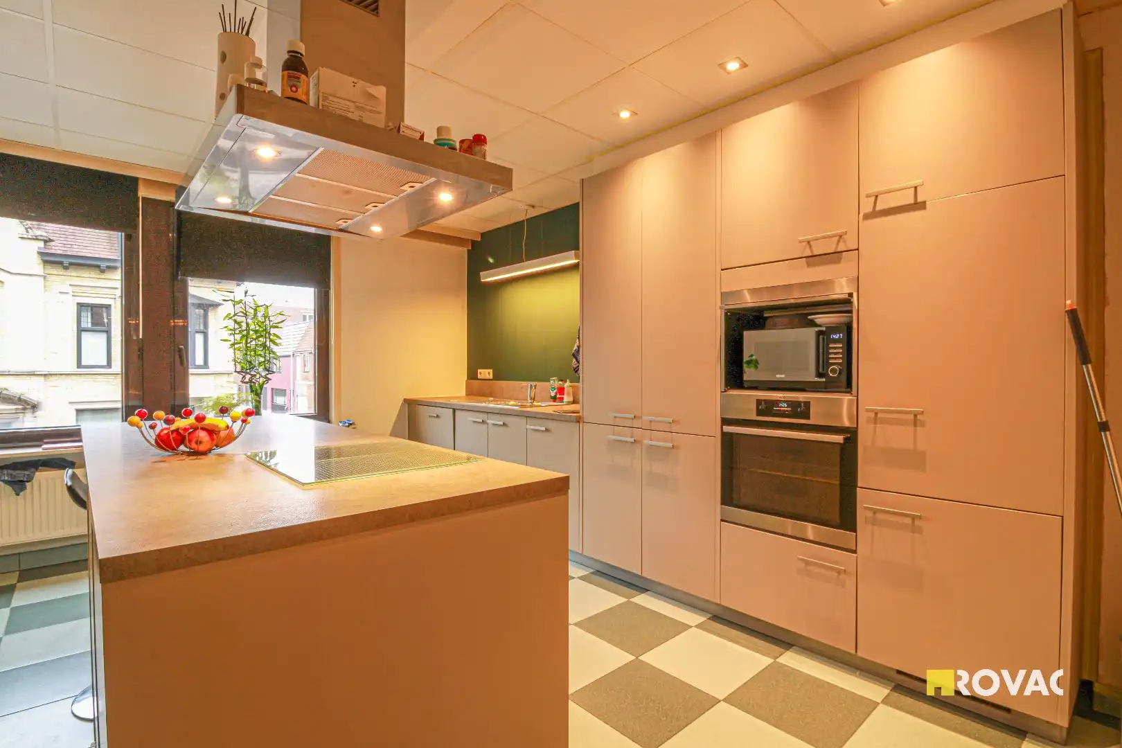 Ruim en instapklaar appartement met 2 slaapkamers! foto 5