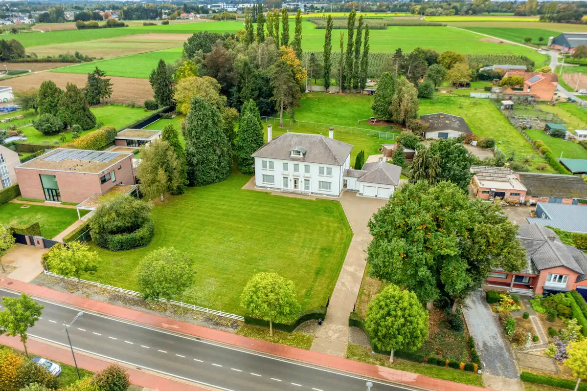 EXCLUSIEF VILLA-LANDHUIS OP 1HA09A87CA AAN STANDSRAND BILZEN. foto 39
