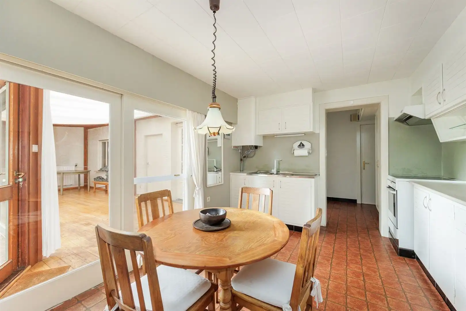 Woning met karakter en eindeloos potentieel foto 11