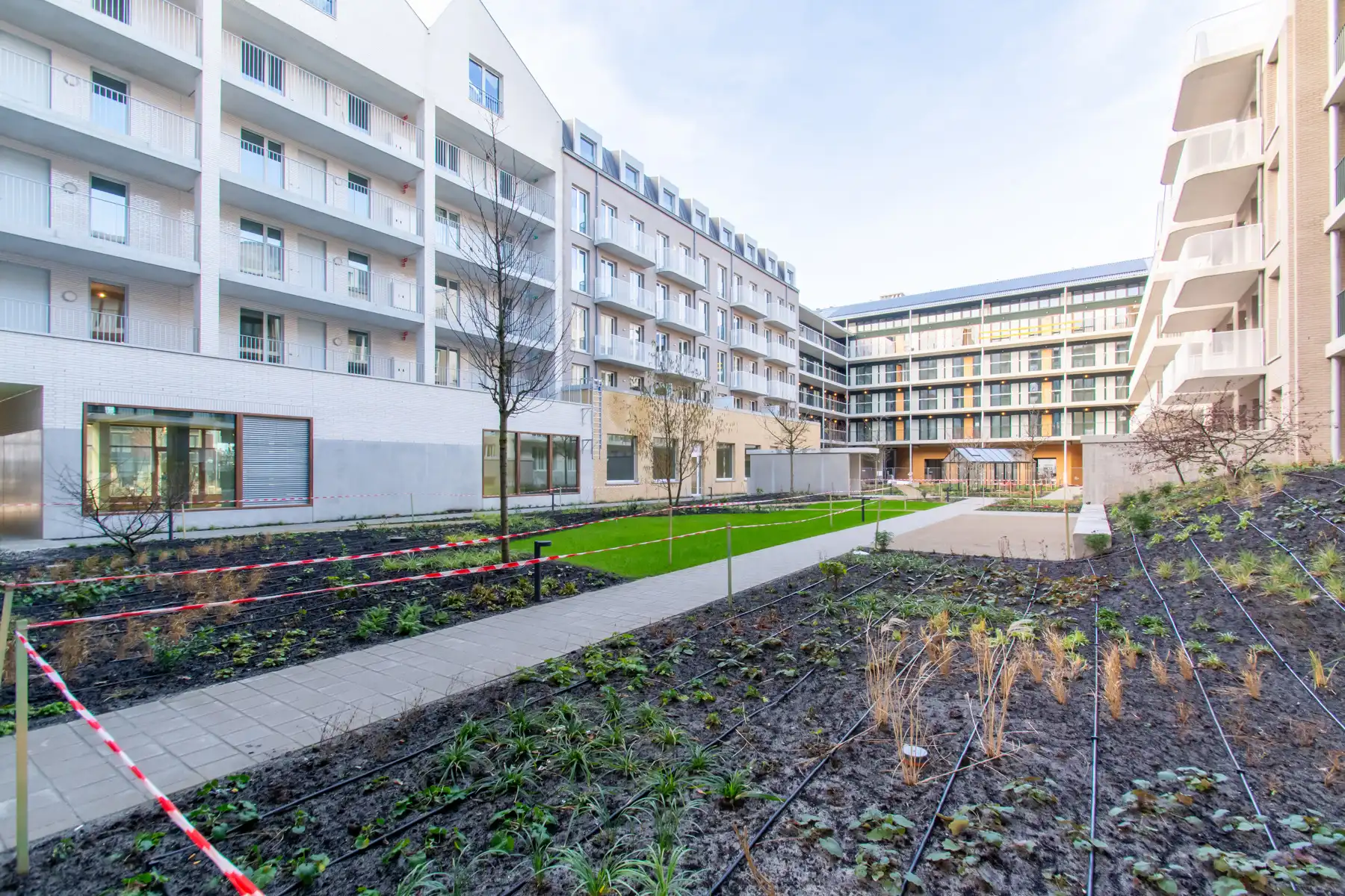 Lichtrijk nieuwbouwappartement met 2 slaapkamers en terras foto 17