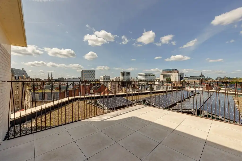 Nieuwbouwappartement met luxe terras foto 3
