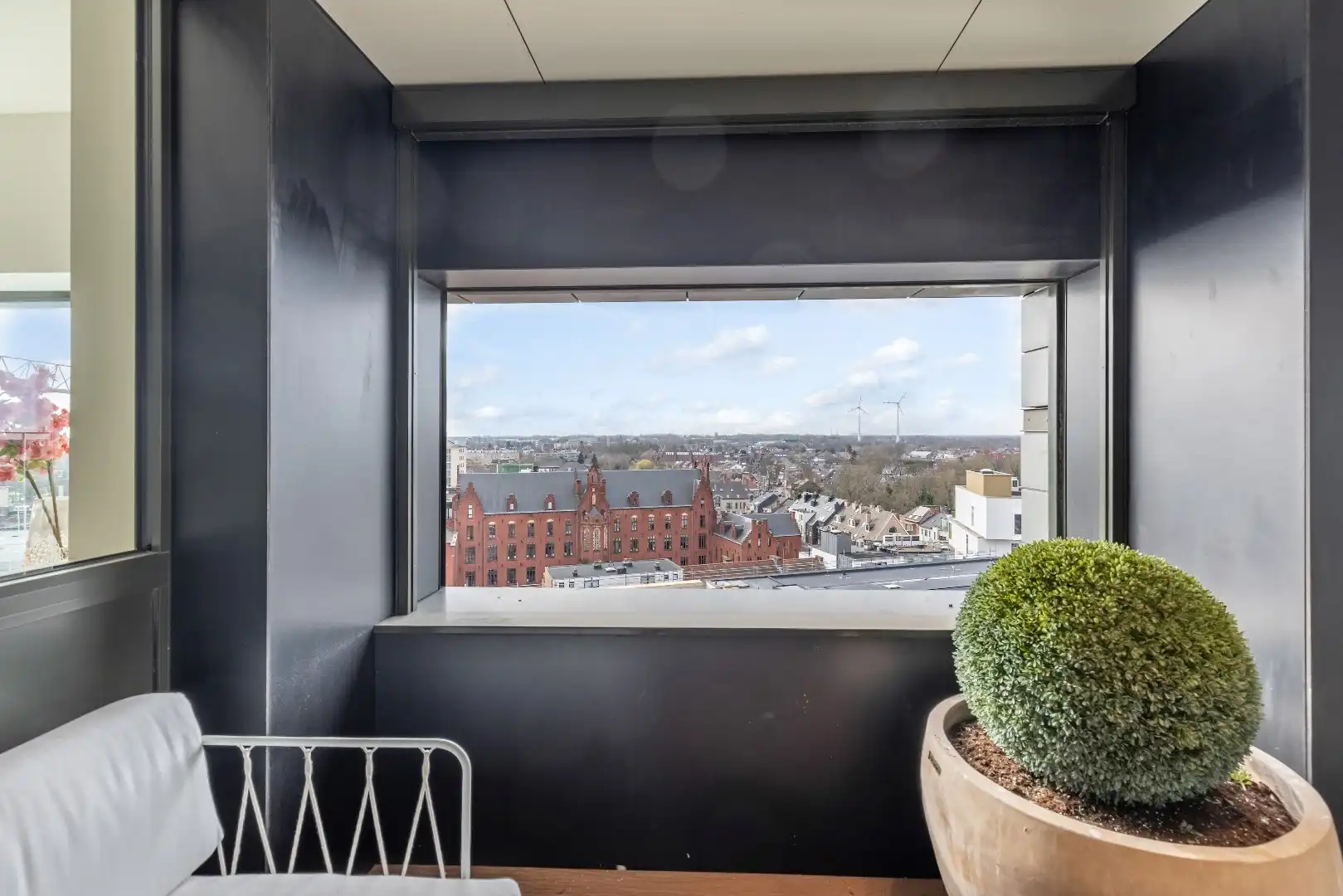 Appartement op de 10de verdieping van 137m² met twee slaapkamers foto 27