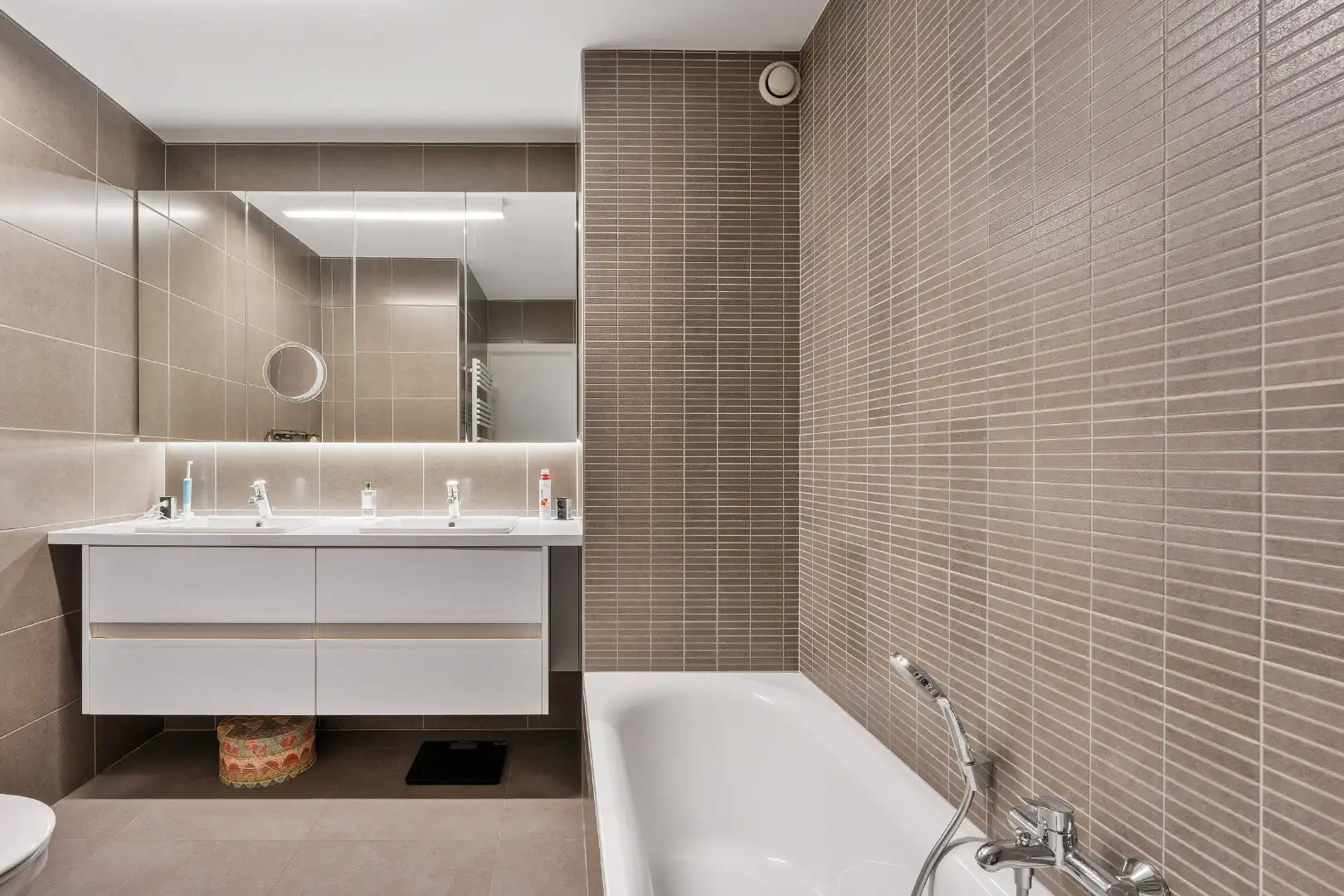 LUXE APPARTEMENT IN EEN OASE VAN RUST & GROEN foto 12