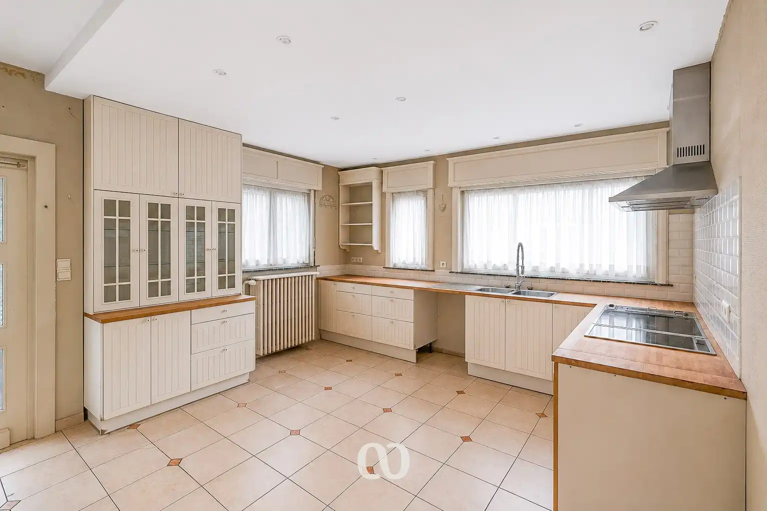 Karaktervolle herenwoning met 6 slaapkamers en stadstuin in centrum Oudenaarde foto 12