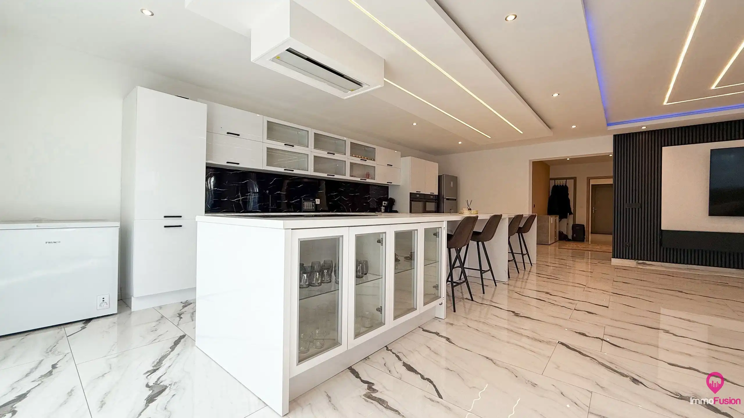 Instapklare woning met 5 slpks op riant perceel te Paal! foto 7