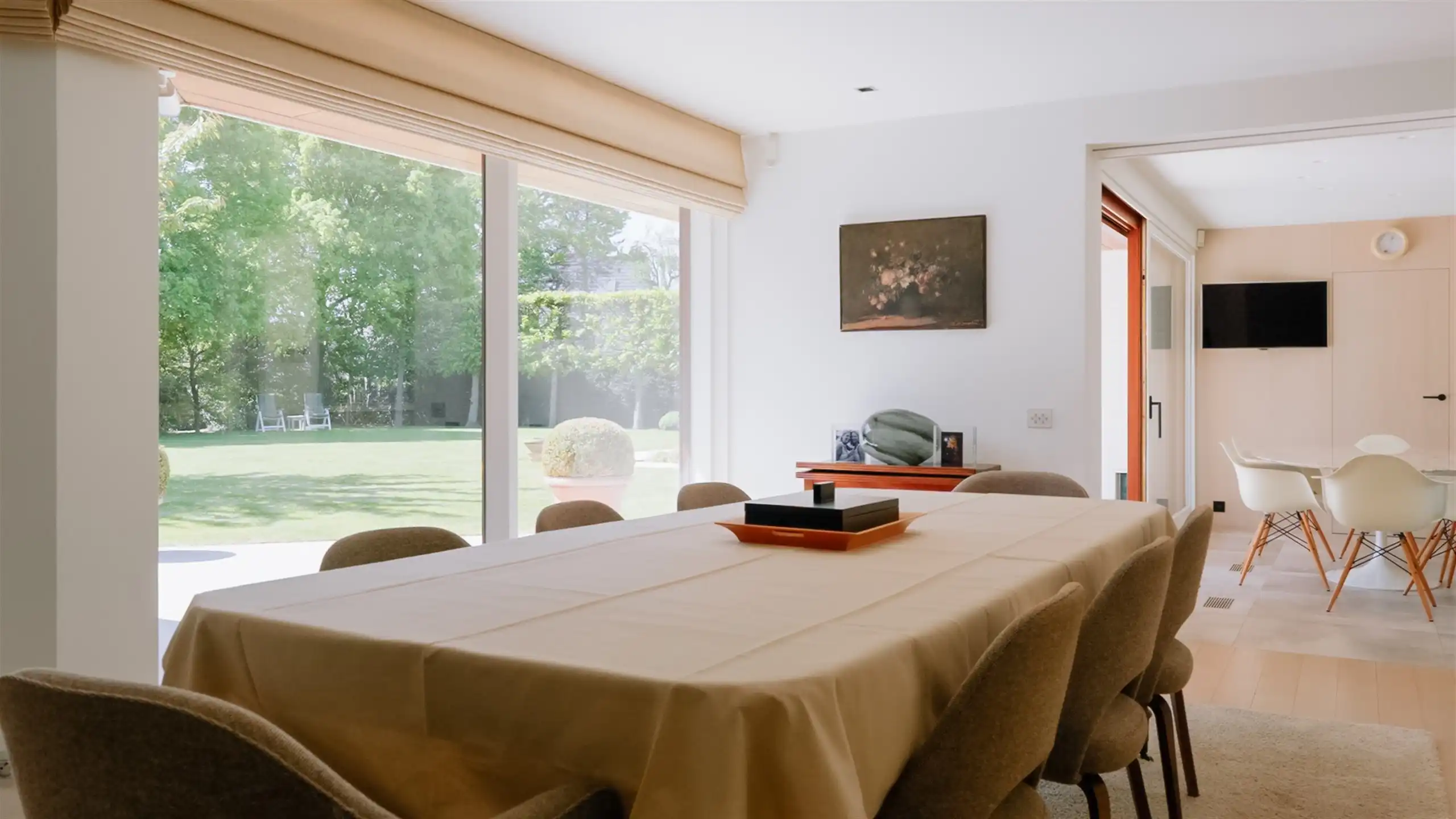 Indrukwekkend Vastgoed op 3.667 m² met dubbele garage foto 18