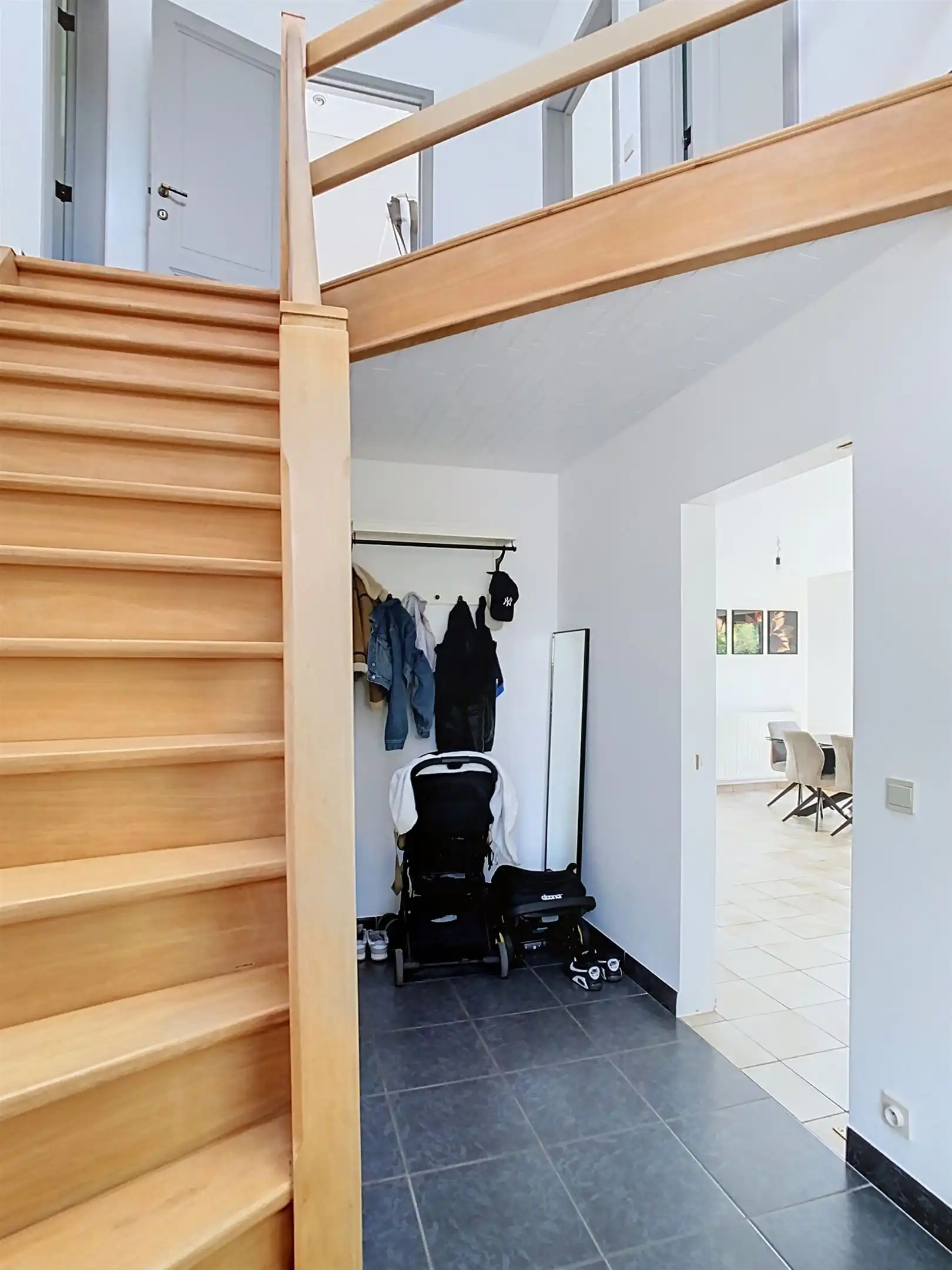 Prachtige vrijstaande woning in rustige wijk foto 7
