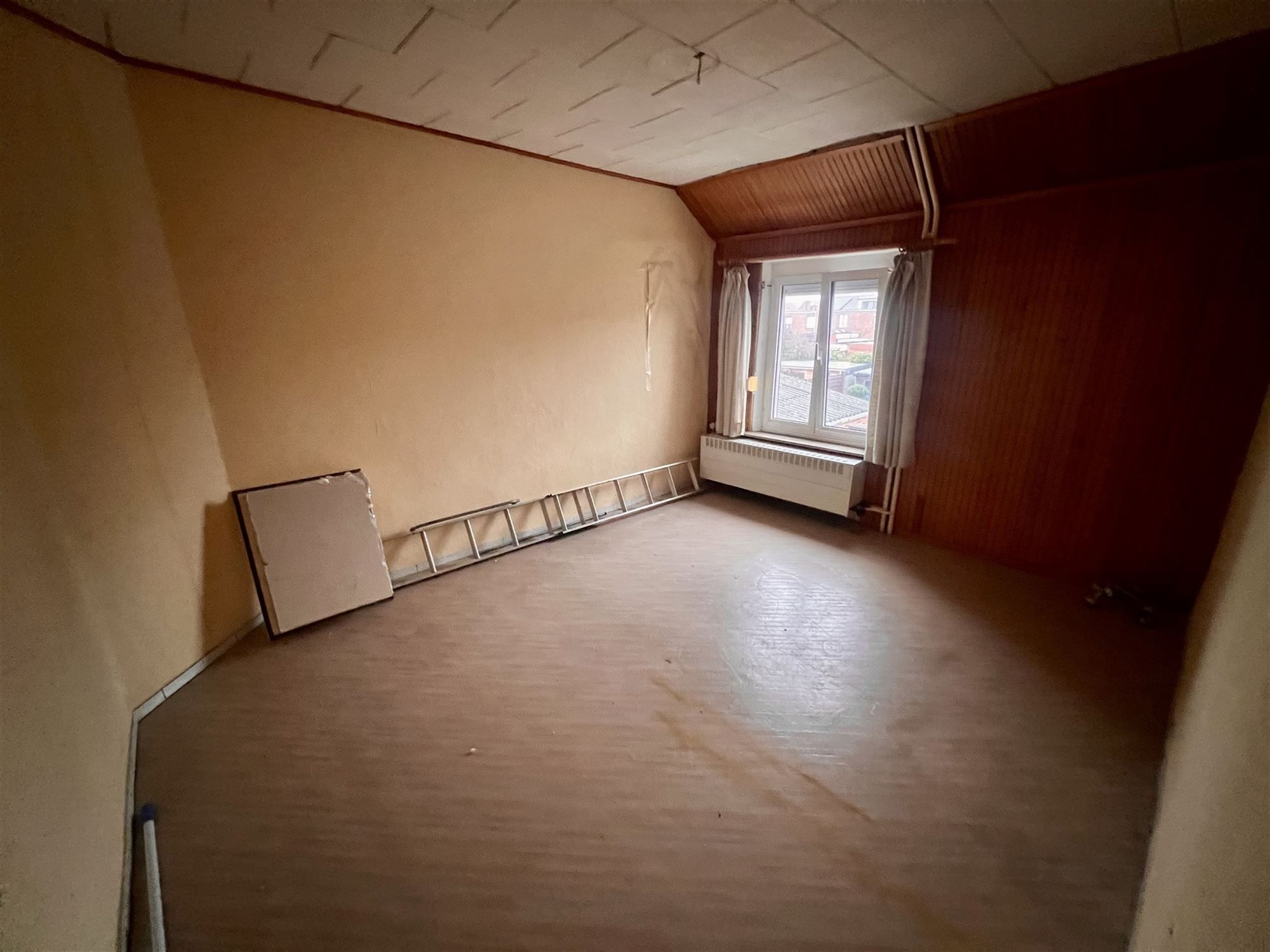 Centraal gelegen rijwoning met mogelijkheid tot 5 kamers foto 17