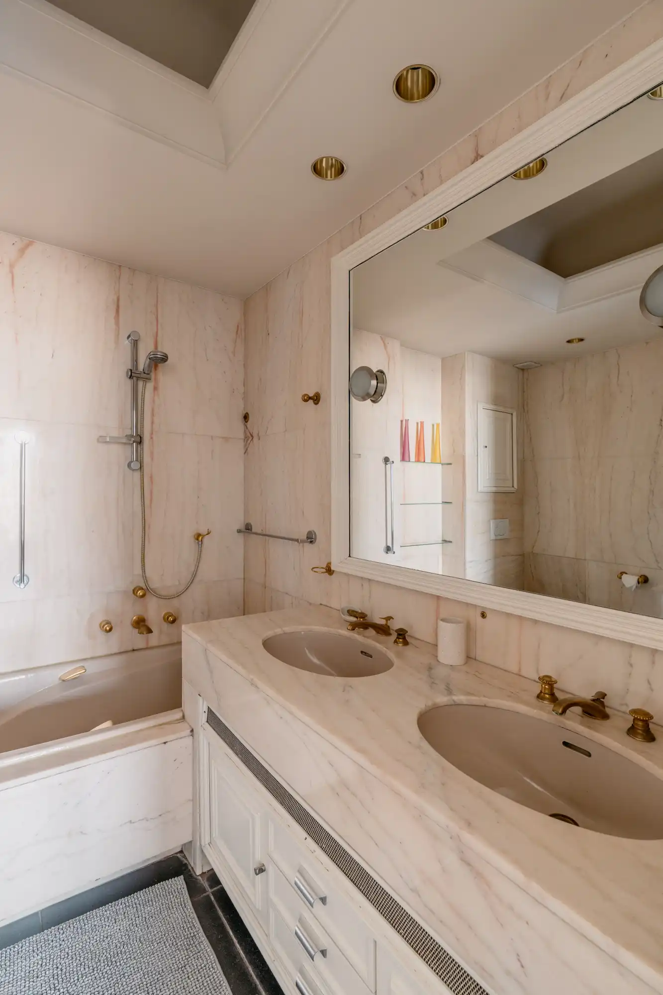 Eleganza Urbana: Italiaanse elegantie op hoogte in hartje Antwerpen foto 15