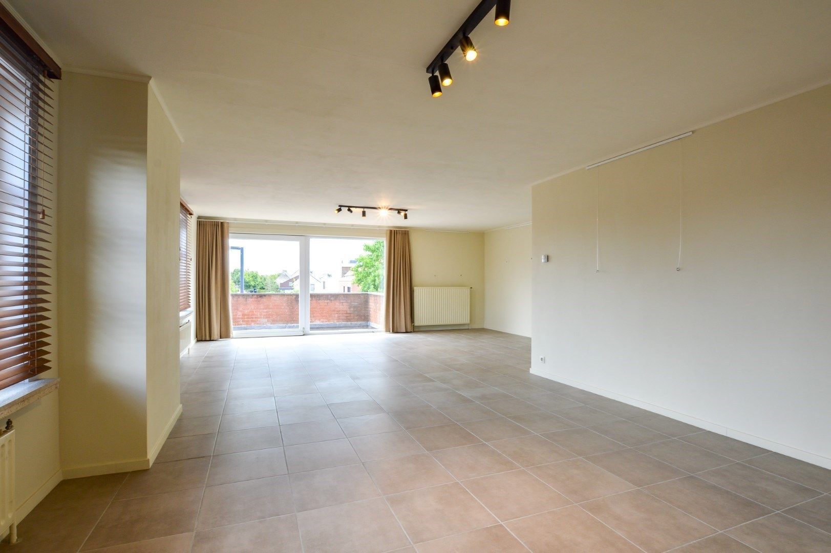 Ruim appartement (146 m²) met 2 slaapkamers in het centrum van Jabbeke foto 3