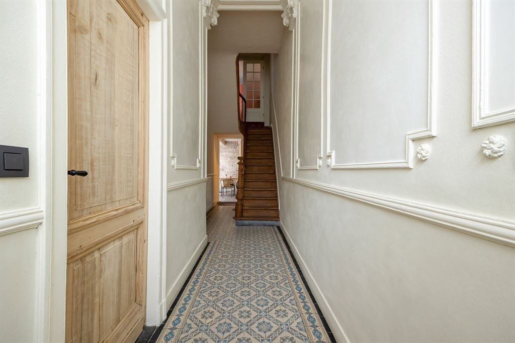 Uitzonderlijke burgerwoning op centrale locatie foto 8