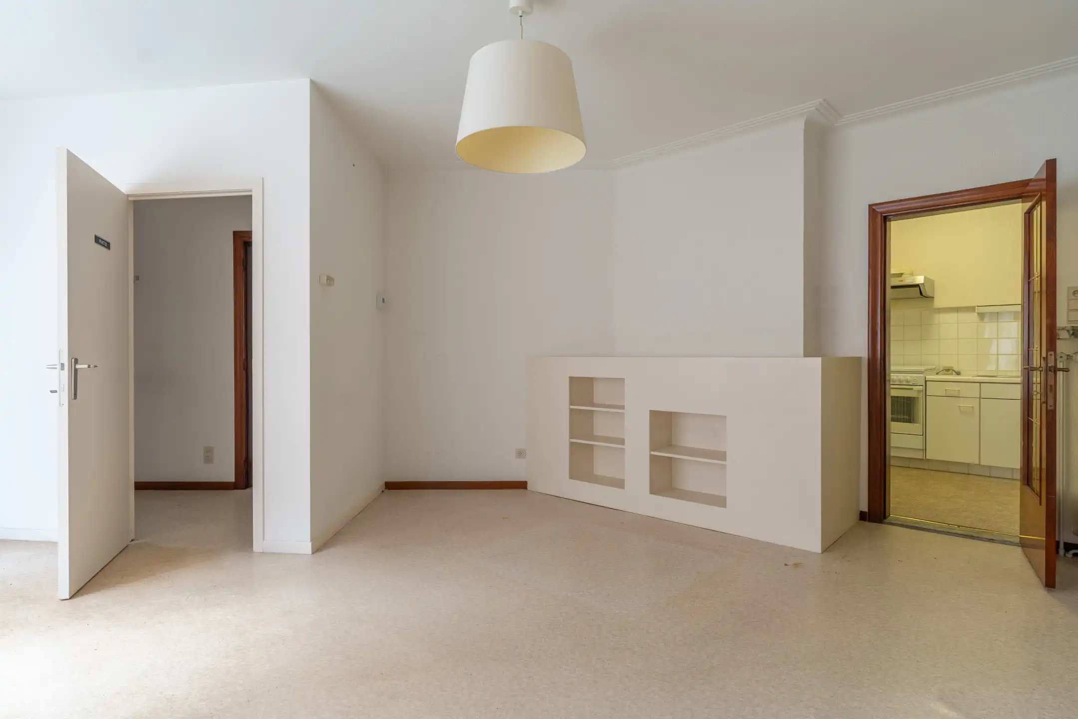 Te renoveren woning mét 1 slpk en garage op toplocatie te Turnhout  foto 9