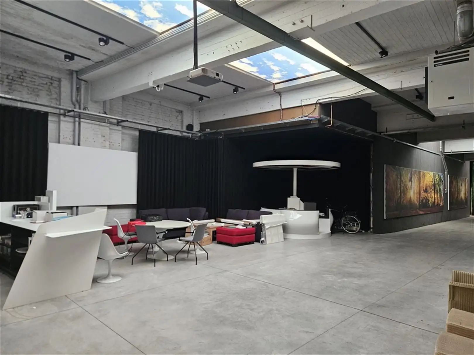 Bedrijfsgebouw te Roeselare foto 15