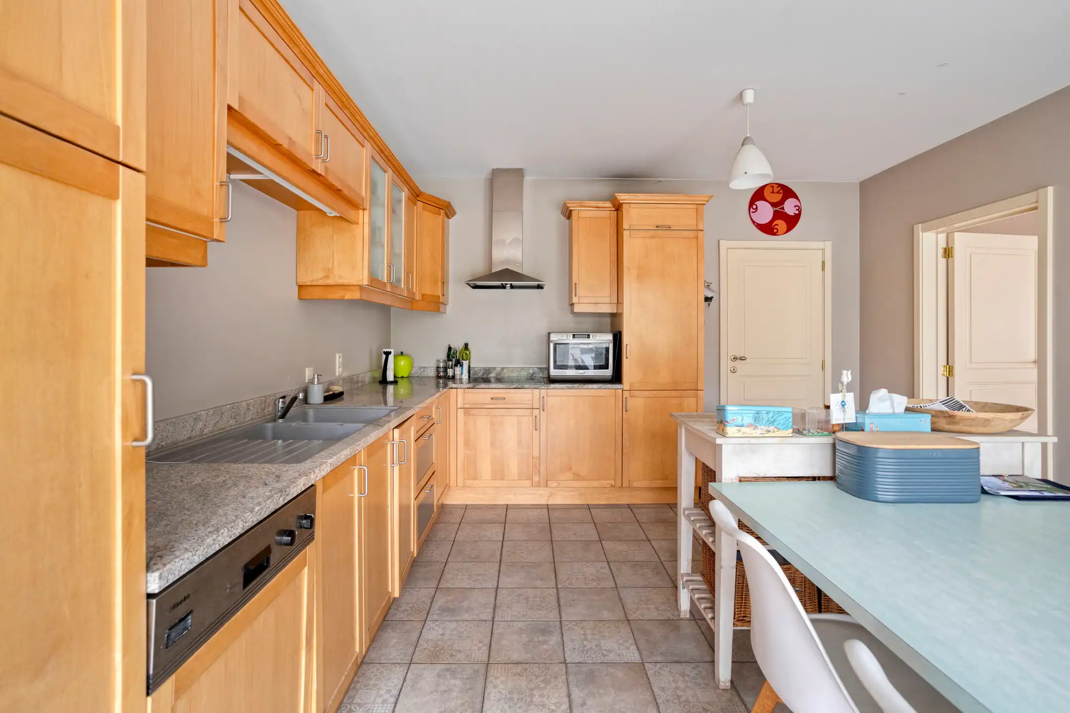 Woning met praktijk op toplocatie in centrum Begijnendijk foto 7
