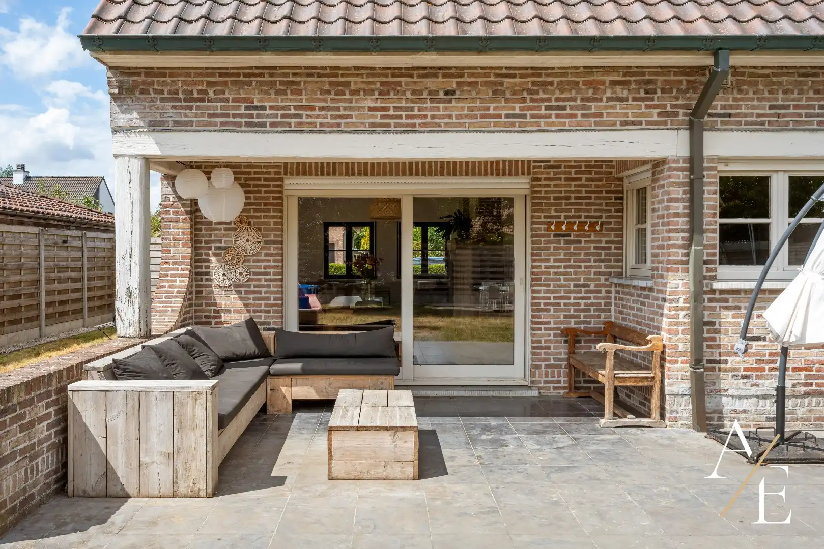 WETTEREN- Landelijke woning met commerciële ruimte! foto 11
