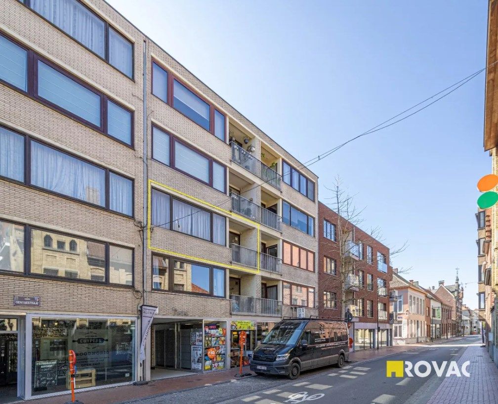 Op te frissen appartement met staanplaats en berging foto 13