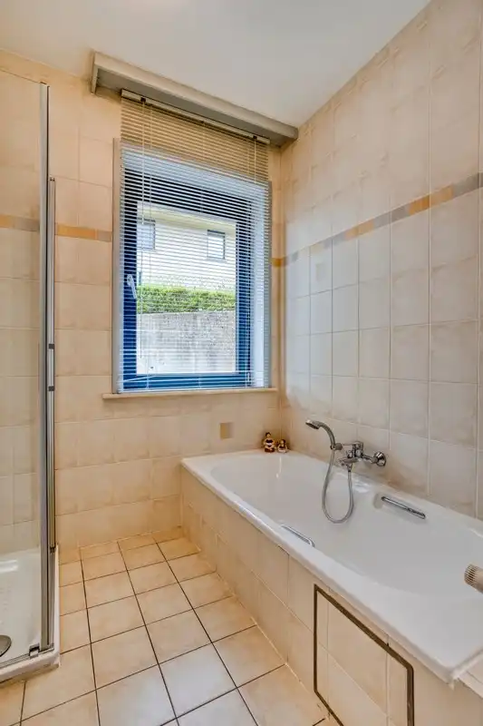 Ruim hoek appartement met 2 slaapkamers foto 14