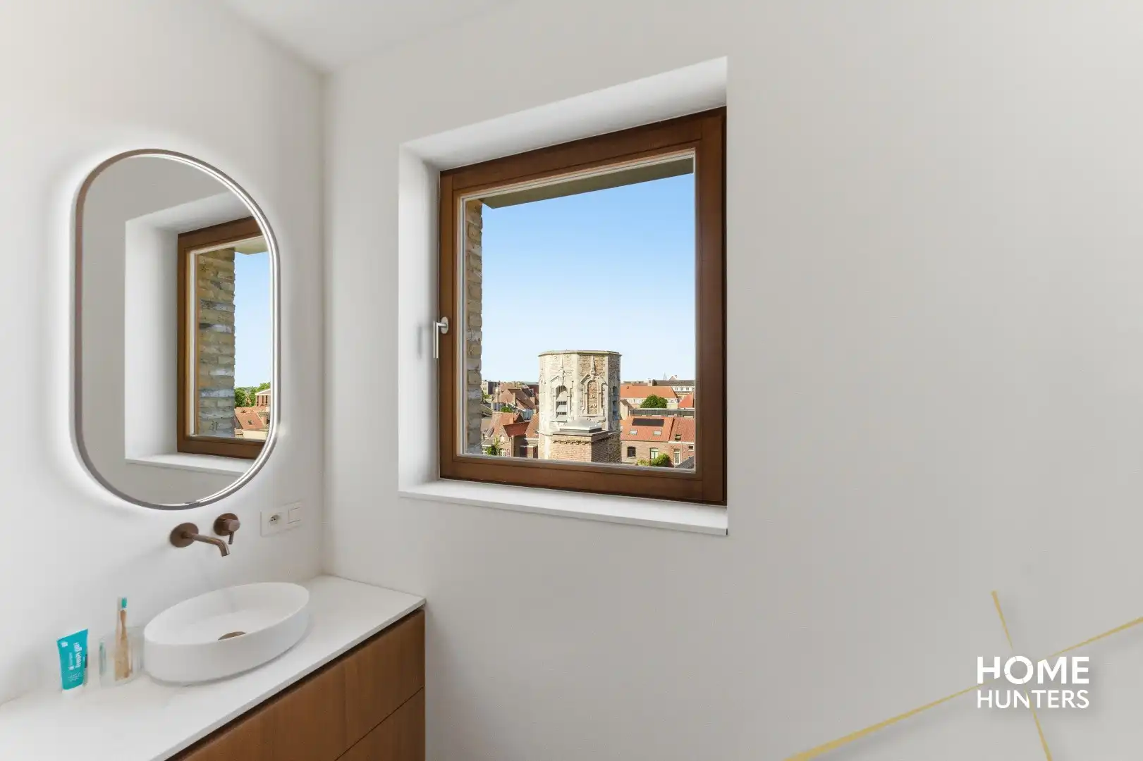 Luxe nieuwbouwappartement met ruim terras (19m²) 2 slaapkamers en 2 badkamers foto 26
