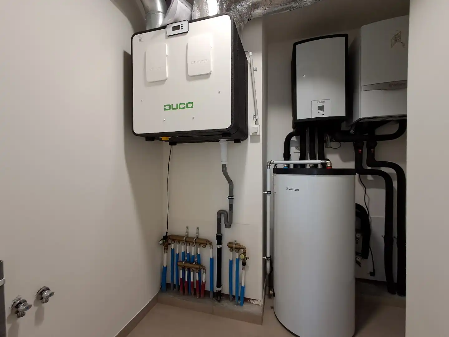 Ruim appartement met 2 terrassen! foto 5