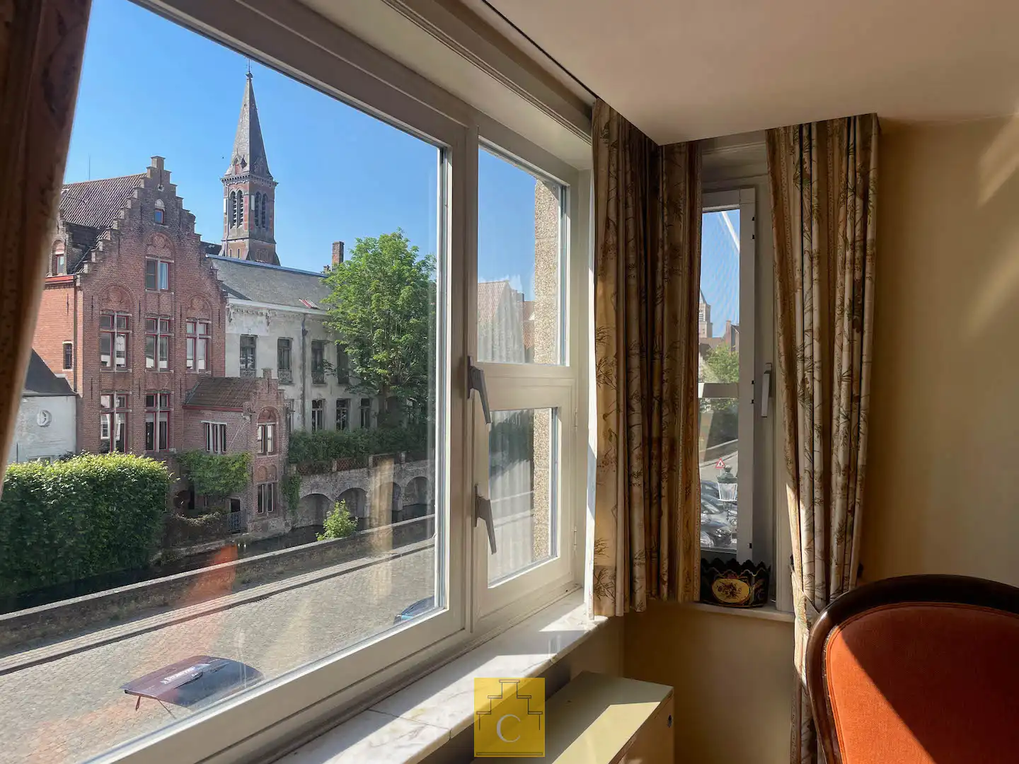 groot appartement (159 m2) met 3 slaapkamers aan de Augustijnenrei, 1ste verdieping, garagebox kan bijgekocht worden foto 2