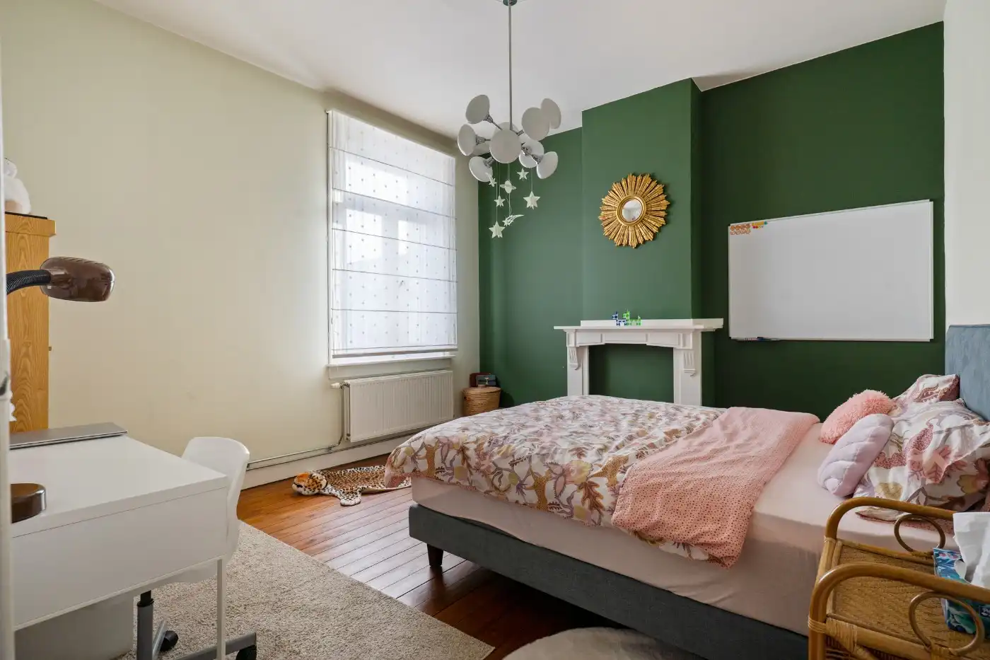 Prachtig gerenoveerde, authentieke woning met 4 slpk. en tuin foto 22