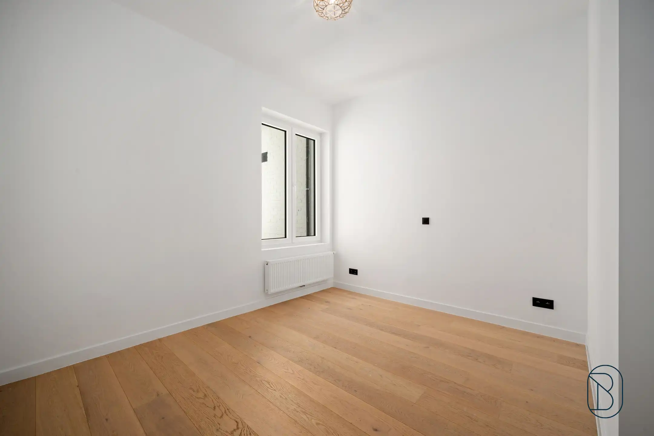 Gerenoveerd appartement met stadstuin en garage in Wevelgem foto 11