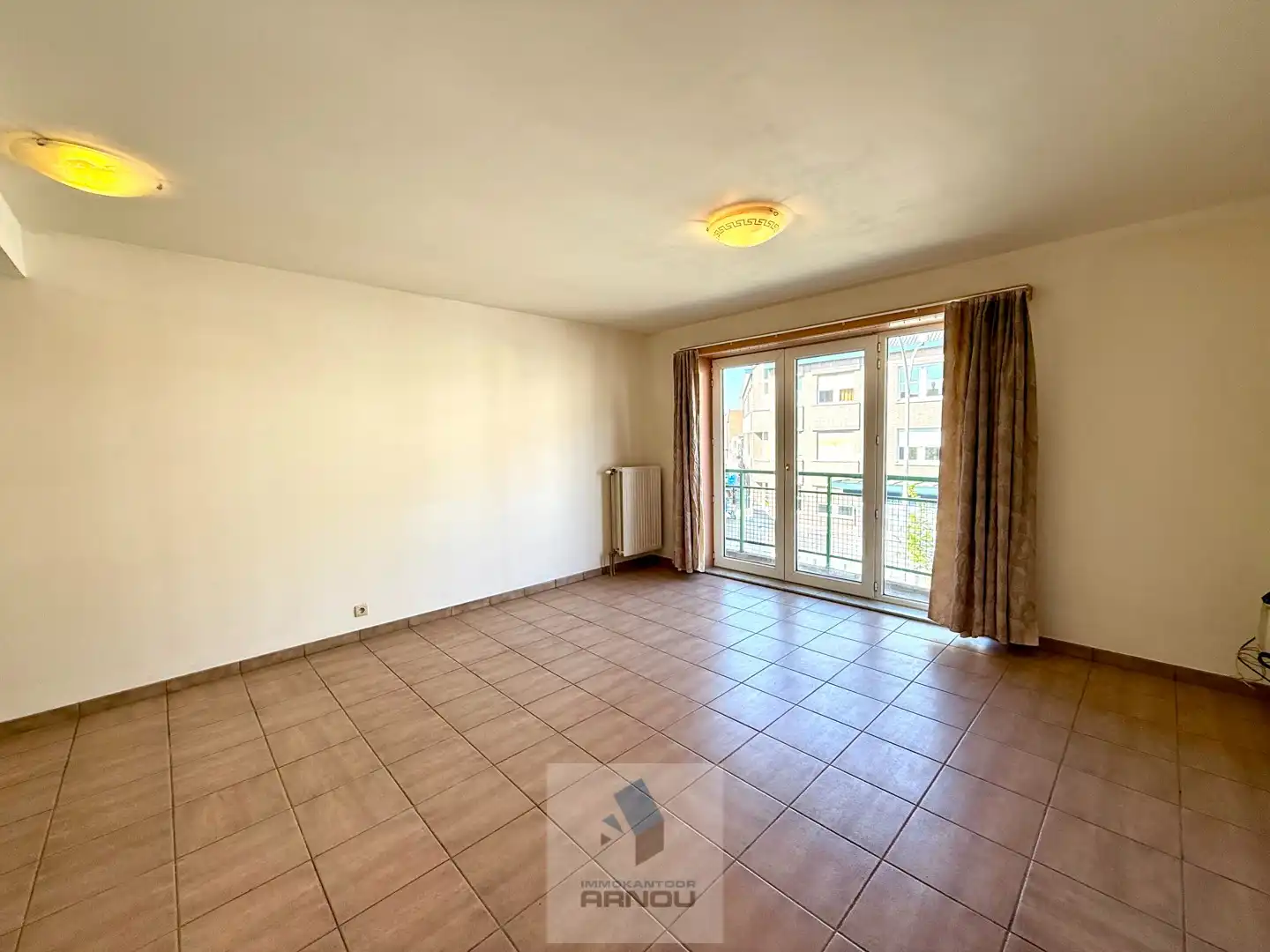 Appartement met 1 slaapkamer en parking  in het centrum foto 3