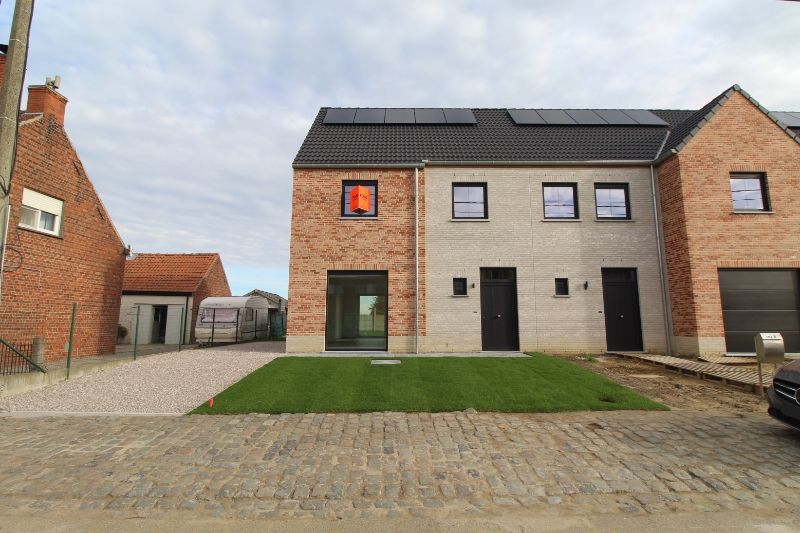 Nieuwbouwwoning te huur in Zonnebeke foto 2