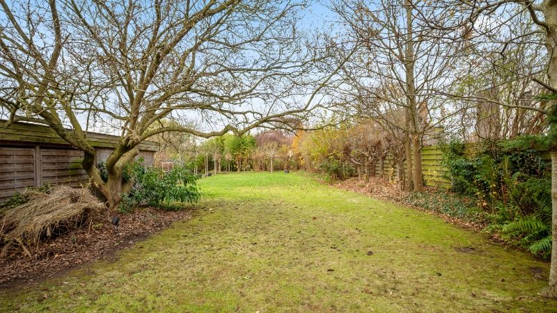 Ruime woning van 256m² op 10 are 32 ca foto 36