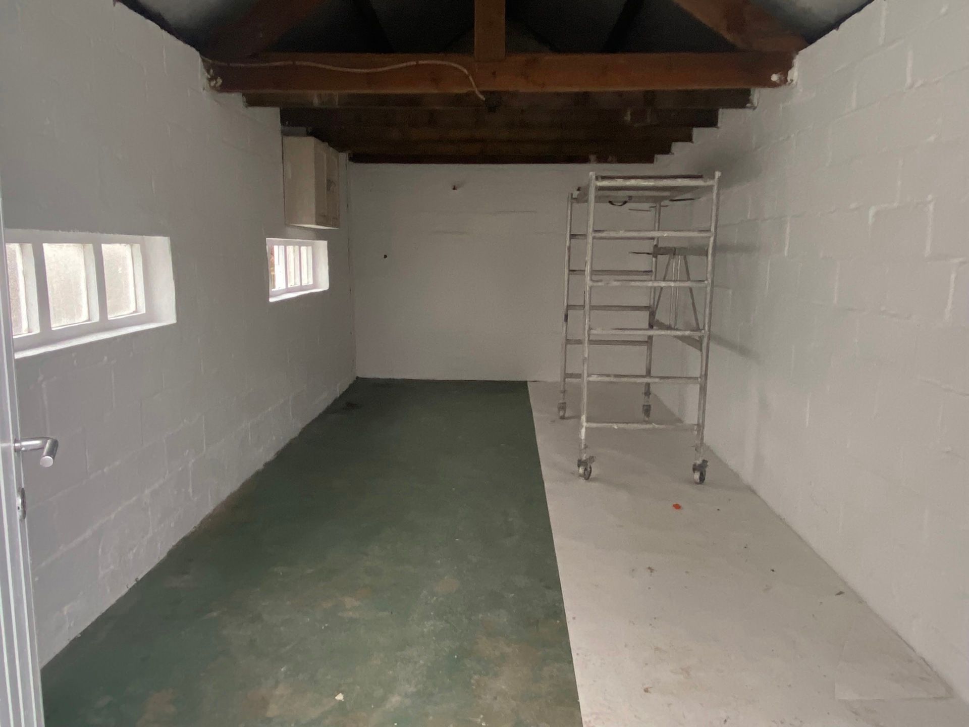 Ruime instapklare HOB met 4 slpks, tuin en garage foto 28