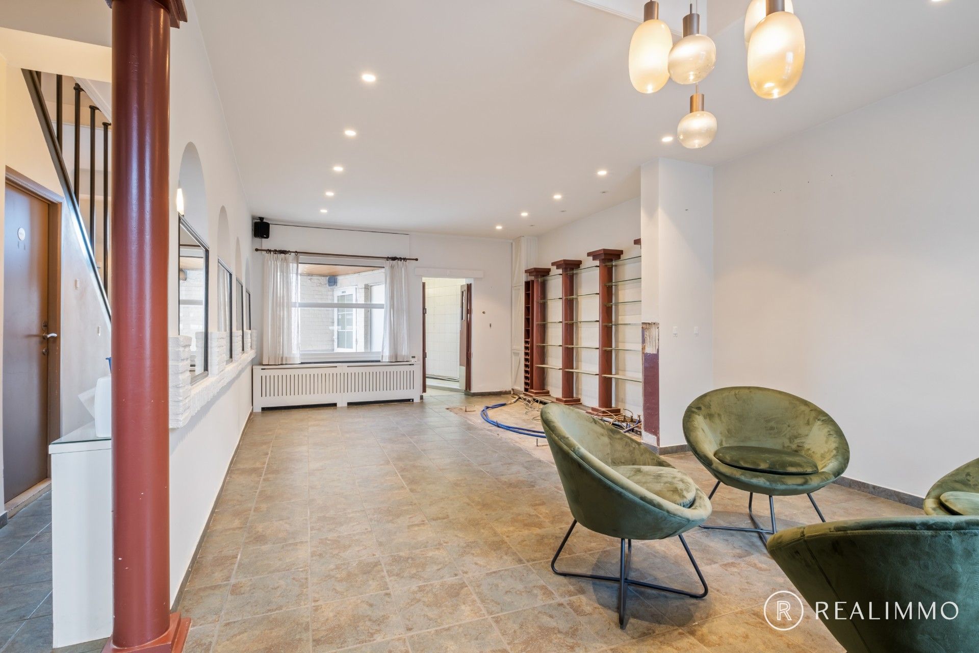 Uniek handelspand met ruim appartement – Gentseweg 556, Waregem (Sint-Eloois-Vijve) foto 5